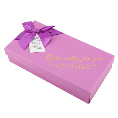 Set De 12 Trandafiri Cu Un Trandafir Auriu